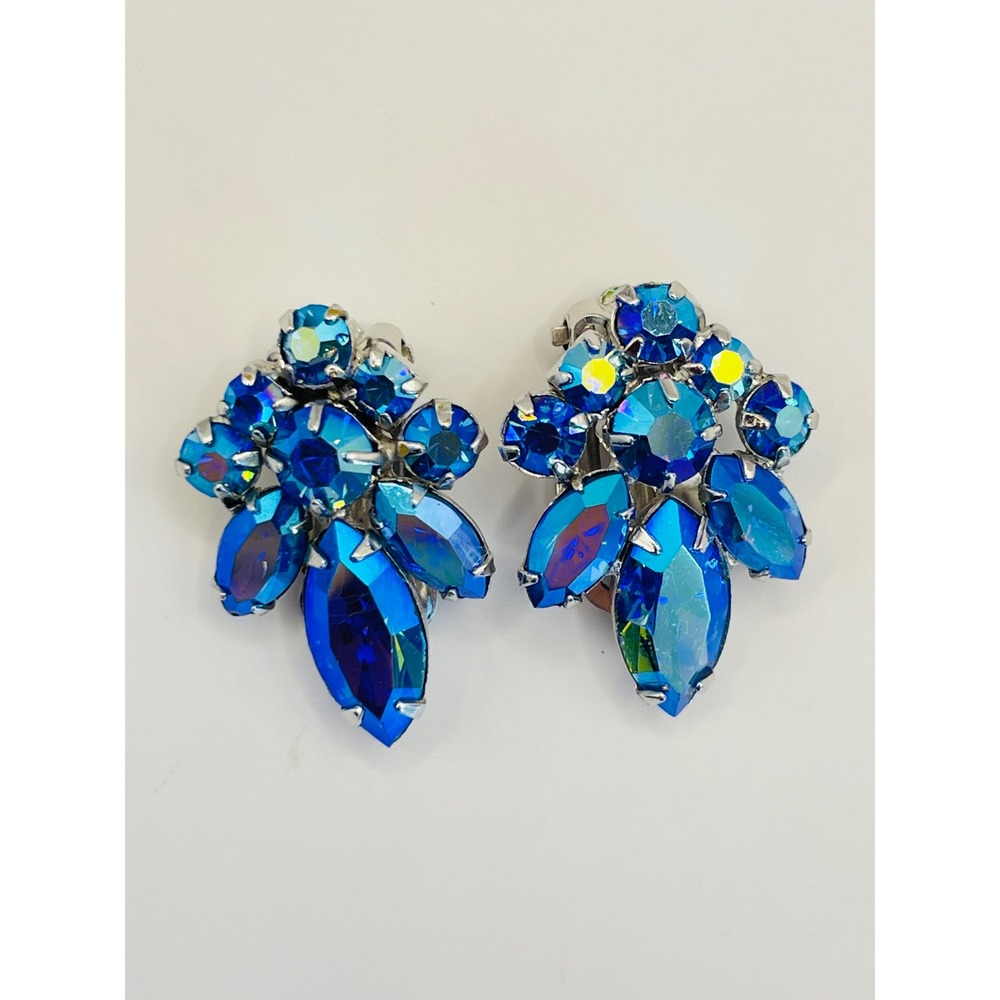 Vintage Sherman Blue Aurora Borealis Rhinestone Clip On Cluster Earrings Signed